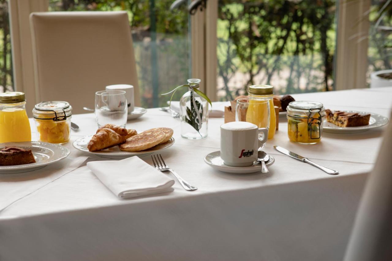 Hotel Parco Borromeo - Monza Brianza Cesano Maderno Bagian luar foto