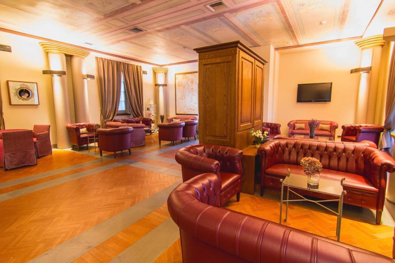 Hotel Parco Borromeo - Monza Brianza Cesano Maderno Bagian luar foto